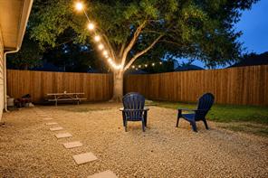 8909 Briarwood Drive - Photo 16
