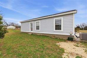 304 County Road 2260 - Photo 16