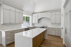 4137 Crescent Drive - Photo 4