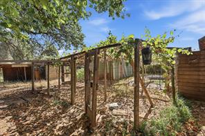 6901 Hawk Road - Photo 21