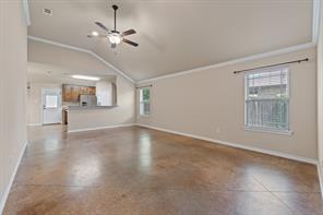 417 Nelson Street - Photo 2