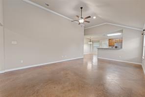 417 Nelson Street - Photo 3