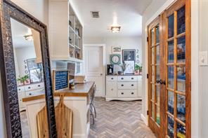 240 Smith Street - Photo 13