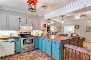 240 Smith Street - Photo 17