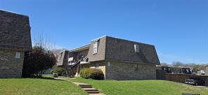 235 Vista Way - Photo 1
