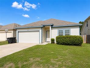124 Canales Circle - Photo 1