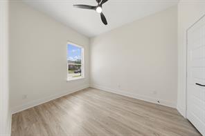 3700 Creek View Drive - Photo 20