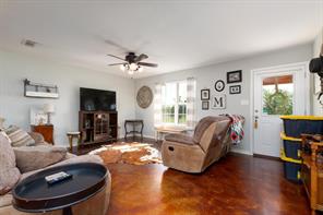 1002 County Road 209 - Photo 5