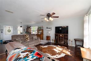 1002 County Road 209 - Photo 6