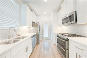 11439 Chepstow Crescent Court - Photo 12