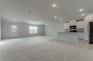 2421 Pacific Avenue - Photo 2