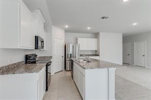 2421 Pacific Avenue - Photo 4