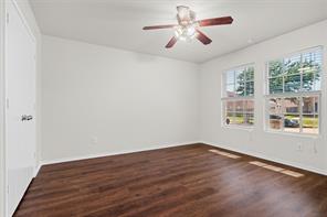 8421 River Bluffs Drive - Photo 13