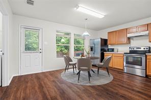 8421 River Bluffs Drive - Photo 3