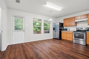 8421 River Bluffs Drive - Photo 4
