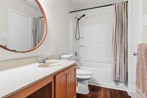 8421 River Bluffs Drive - Photo 9