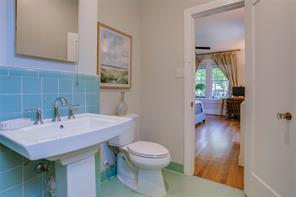623 N Montclair Avenue - Photo 22