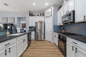 3313 Depaul Drive - Photo 16