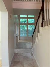508 BRIAROAKS Drive - Photo 2