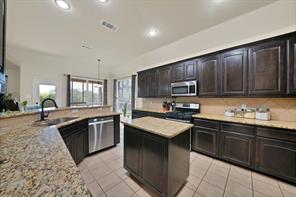 7256 Lake Country Drive - Photo 4