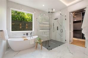 6718 Victoria Avenue - Photo 16