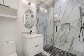 6718 Victoria Avenue - Photo 26