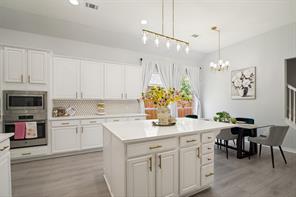 1453 Brittany Way - Photo 12