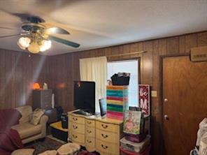 201 Hillcrest Drive - Photo 21