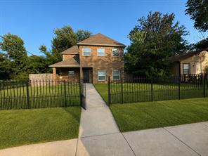 301 Mineral Wells Street - Photo 1