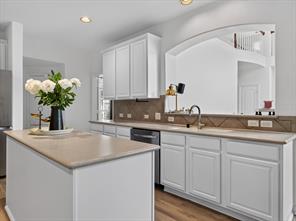 14731 Snowshill Drive - Photo 4