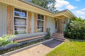 720 Buffalo Street - Photo 2