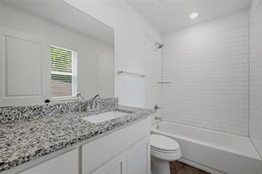 227 W Bond Street - Photo 18