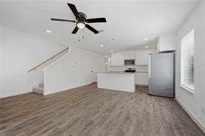 227 W Bond Street - Photo 7