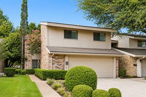 1806 Lakecrest Court - Photo 2