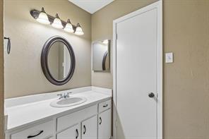 1806 Lakecrest Court - Photo 27