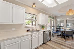 111 Hickory Creek Circle - Photo 15