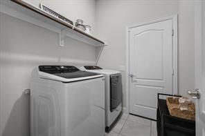 2740 LISA MARIA Street - Photo 11