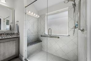 2740 LISA MARIA Street - Photo 17