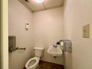 606 S SEVEN POINTS Boulevard - Photo 29