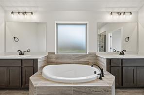 7701 Sheaves Trail - Photo 5