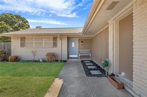 2507 Jewell Drive - Photo 4