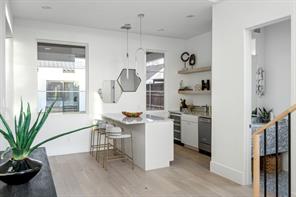 7526 Kenwell Street - Photo 2