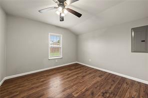 1305 S Robinson Drive - Photo 12