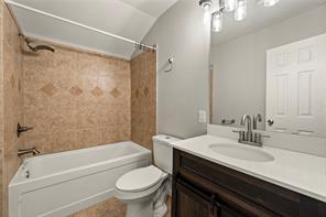 1305 S Robinson Drive - Photo 13