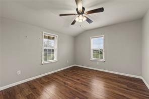 1305 S Robinson Drive - Photo 14
