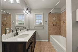 1305 S Robinson Drive - Photo 8