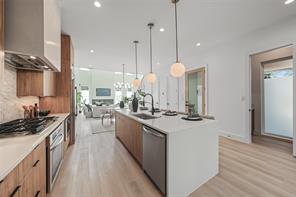 822 Duluth Street - Photo 6