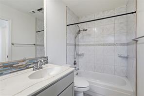 2400 York Minster Court - Photo 18