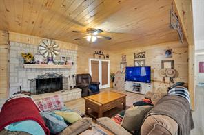 468 Fm 2960 - Photo 16