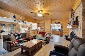 468 Fm 2960 - Photo 17